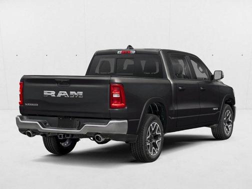Diamond Black Crystal Pearlcoat 2026 RAM 1500 Laramie