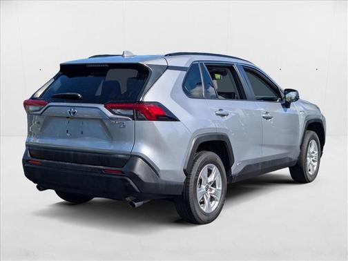 2021 Toyota RAV4 Hybrid SE