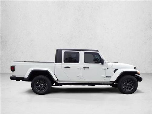 Bright White Clearcoat 2026 Jeep Gladiator Sport S