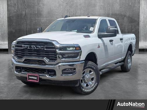 2025 RAM 2500 Tradesman Crew Cab 4x4 6'4' Box
