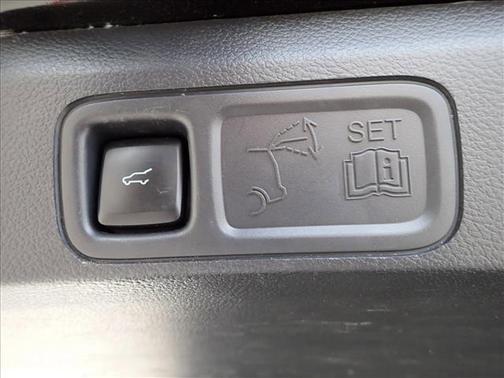 Agate Black Metallic 2024 Ford Expedition Max XLT