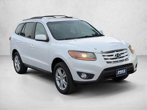 2011 Hyundai SANTA FE SE