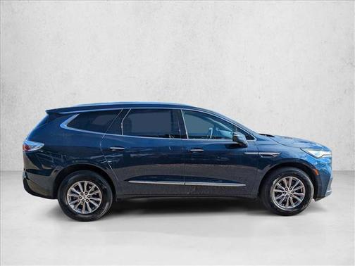 2023 Buick Enclave Essence AWD
