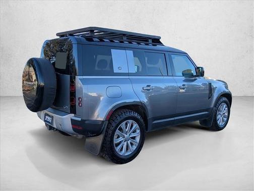 2021 Land Rover Defender 110 SE