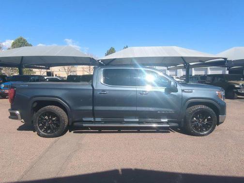 2020 GMC Sierra 1500 SLT