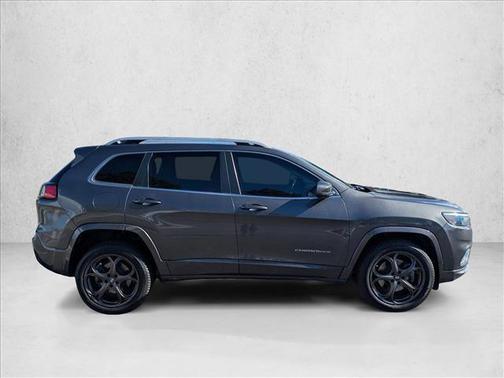 2019 Jeep Cherokee Overland
