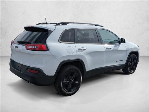 2016 Jeep Cherokee Altitude