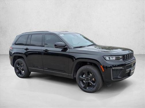 Diamond Black Crystal Pearlcoat 2026 Jeep Grand Cherokee Limited