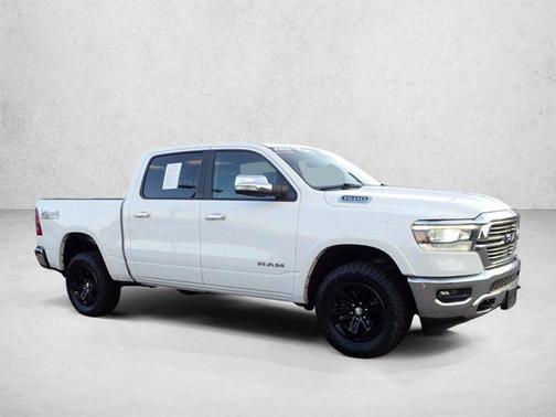 Bright White Clearcoat 2021 RAM 1500 Laramie