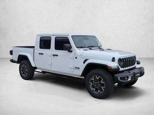 Bright White Clearcoat 2026 Jeep Gladiator Sahara 4x4