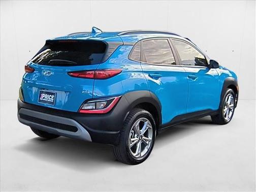 2022 Hyundai KONA SEL