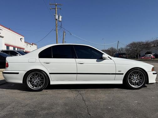 2003 BMW M5 Base