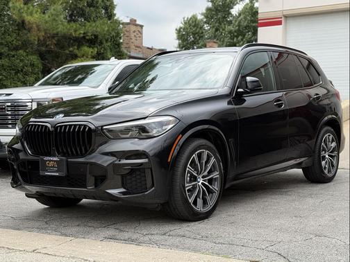 Black Sapphire Metallic 2022 BMW X5 xDrive40i