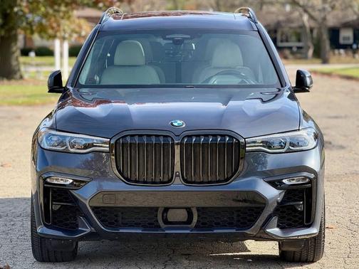 2020 BMW X7 M50i