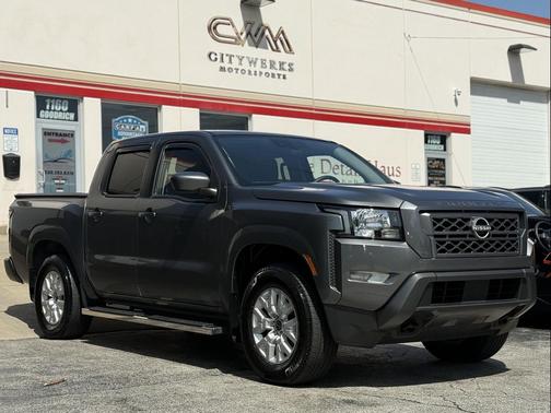 Gun Metallic 2023 Nissan Frontier SV