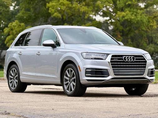 2019 Audi Q7 45 Premium Plus