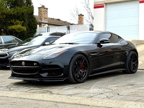 2018 Jaguar F-TYPE R