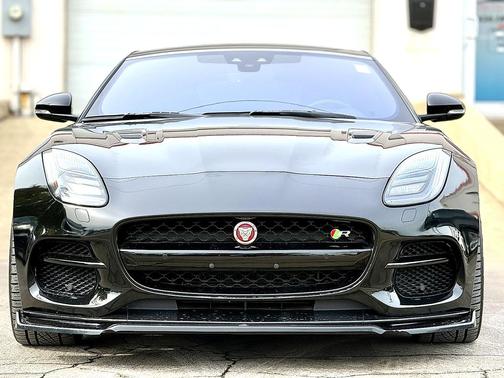 2018 Jaguar F-TYPE R