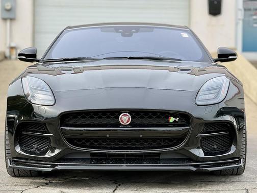 2018 Jaguar F-TYPE R
