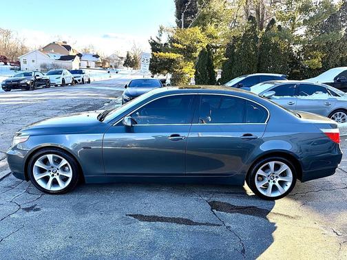 2004 BMW 530 Base
