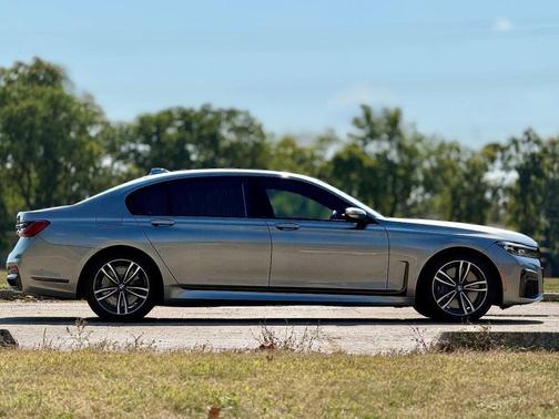 2020 BMW 750 i xDrive