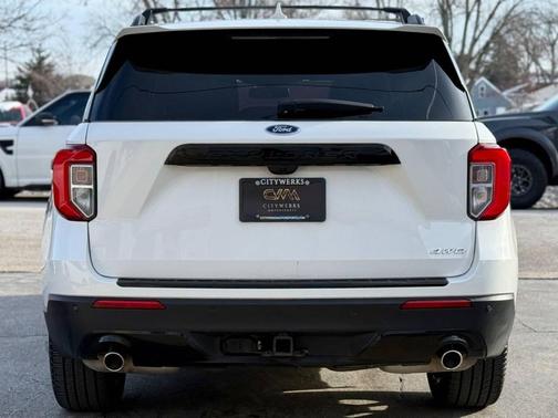 2023 Ford Explorer ST-Line