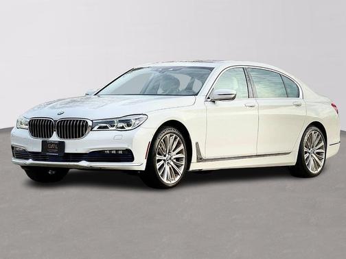 2016 BMW 750 i xDrive
