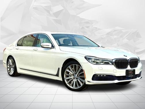 2016 BMW 750 i xDrive