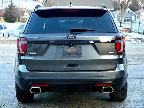 2016 Ford Explorer Sport