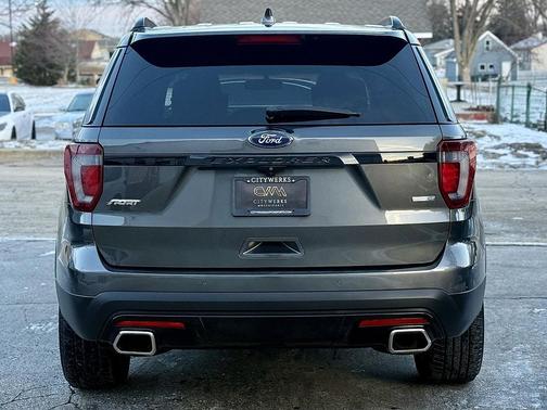 2016 Ford Explorer Sport