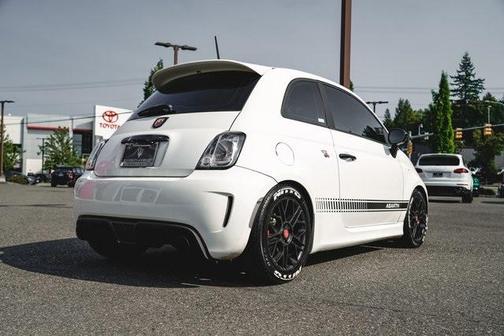 2015 FIAT 500 Abarth