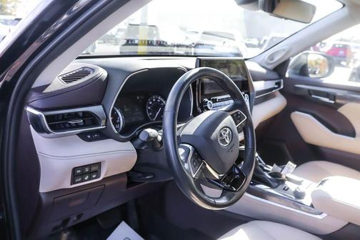 2020 Toyota Highlander Limited