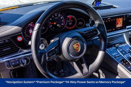 2022 Porsche Panamera 4
