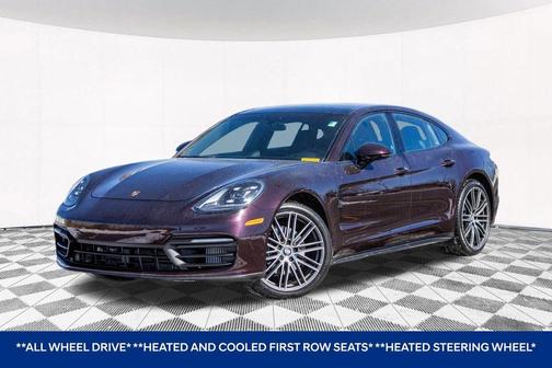 2022 Porsche Panamera 4