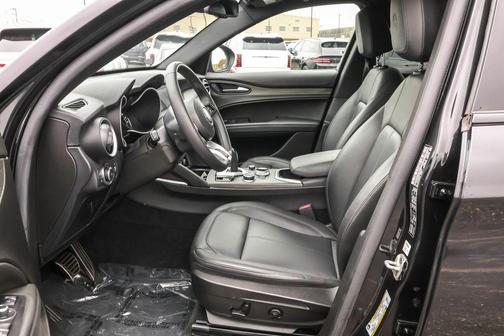 2023 Alfa Romeo Stelvio Ti