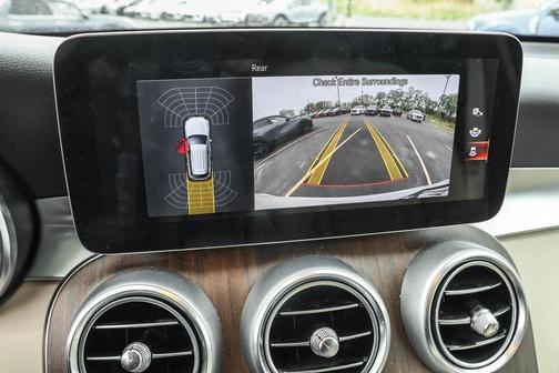 2022 Mercedes-Benz GLC 300 Base 4MATIC