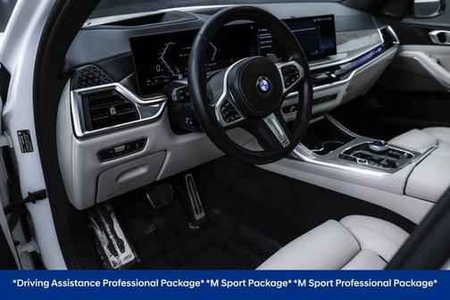 2023 BMW X7 xDrive40i