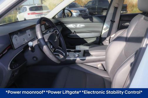 2026 Genesis GV70 2.5T