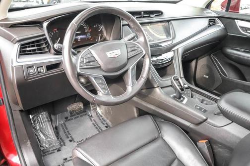 2018 Cadillac XT5 Premium Luxury