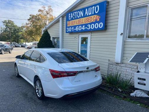 2018 Toyota Avalon Hybrid Limited