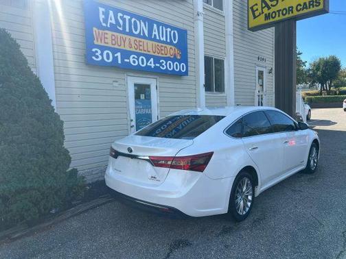 2018 Toyota Avalon Hybrid Limited
