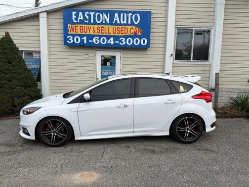2016 Ford Focus ST Base
