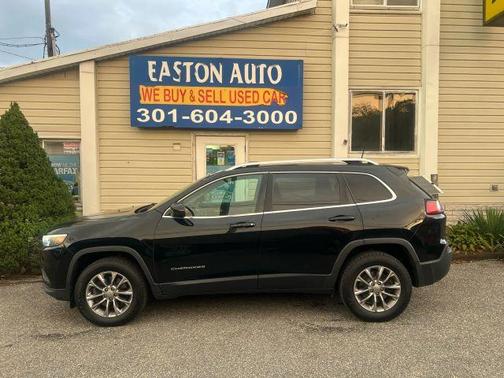 Black 2019 Jeep Cherokee Latitude Plus