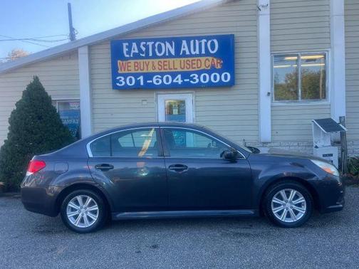 2010 Subaru Legacy 2.5i Premium