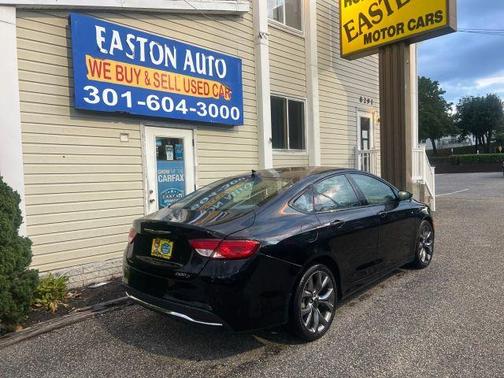 2015 Chrysler 200 S