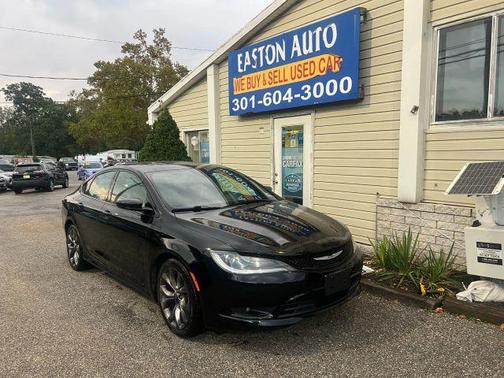 2015 Chrysler 200 S