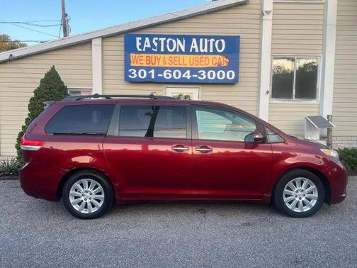 2013 Toyota Sienna XLE