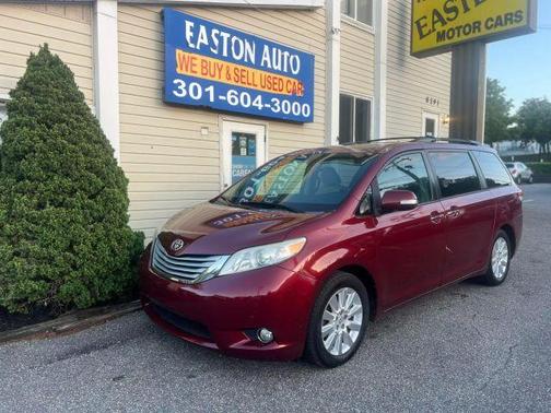 2013 Toyota Sienna XLE