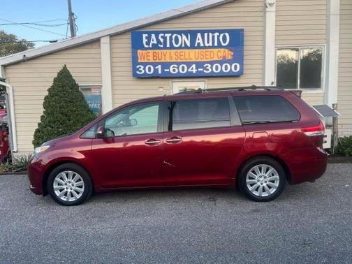 2013 Toyota Sienna XLE