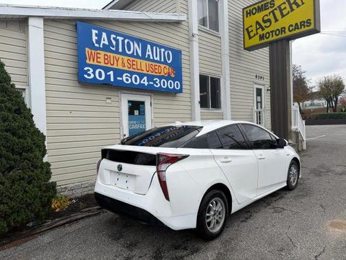 2018 Toyota Prius Two